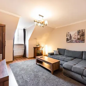 Old Town Market Place Penthouse Apartment