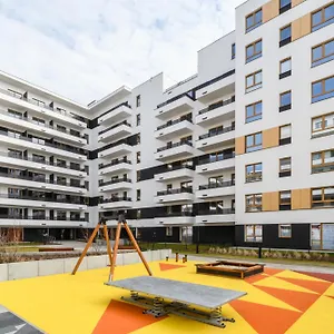 Апартаменты M&r Airport&business Premium Komputerowa - Underground Garage - Free Wifi - Netflix - Self Check-in - 5 Min From Chopin Airport, Варшава